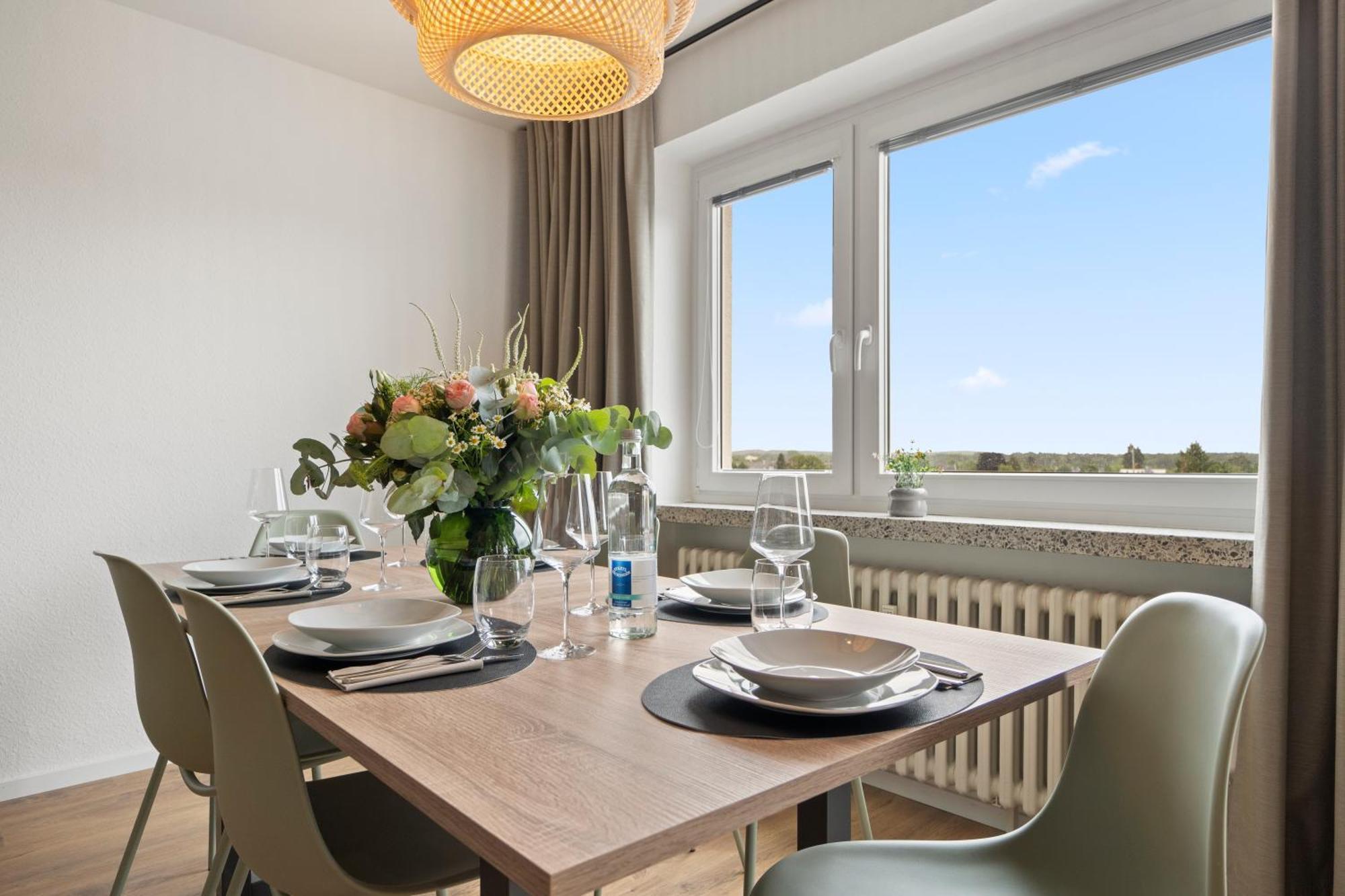 *Top* Moderne Wohnung - Naehe Koeln: Dom, Messe, Flughafen, Lanxess-Arena Bergisch Gladbach Bagian luar foto